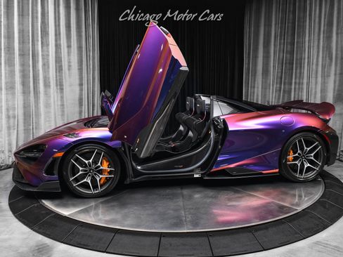 Used 2022 McLaren 765LT RWD image 1