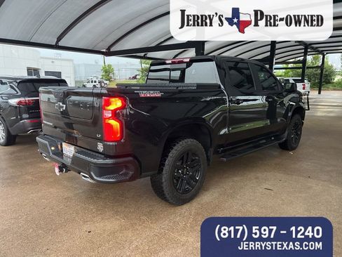 Used 2025 Chevrolet Silverado 1500 LT Trail Boss w/ LT Trail Boss Premium Package AWD/4WD image 4