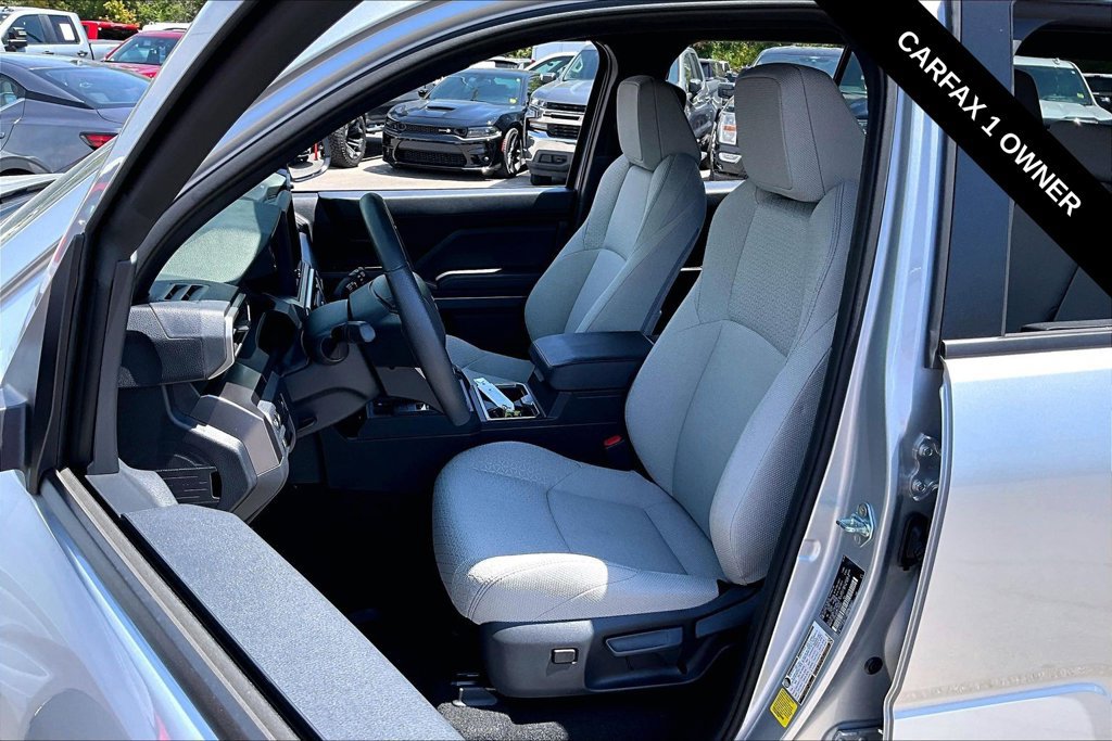 Used 2026 Toyota 4Runner SR5 AWD/4WD image 6