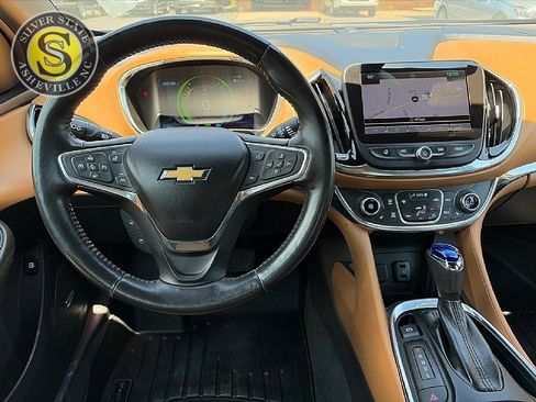 Used 2016 Chevrolet Volt Premier w/ Driver Confidence Package FWD image 27