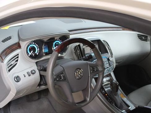 Used 2010 Buick LaCrosse CXS FWD image 14