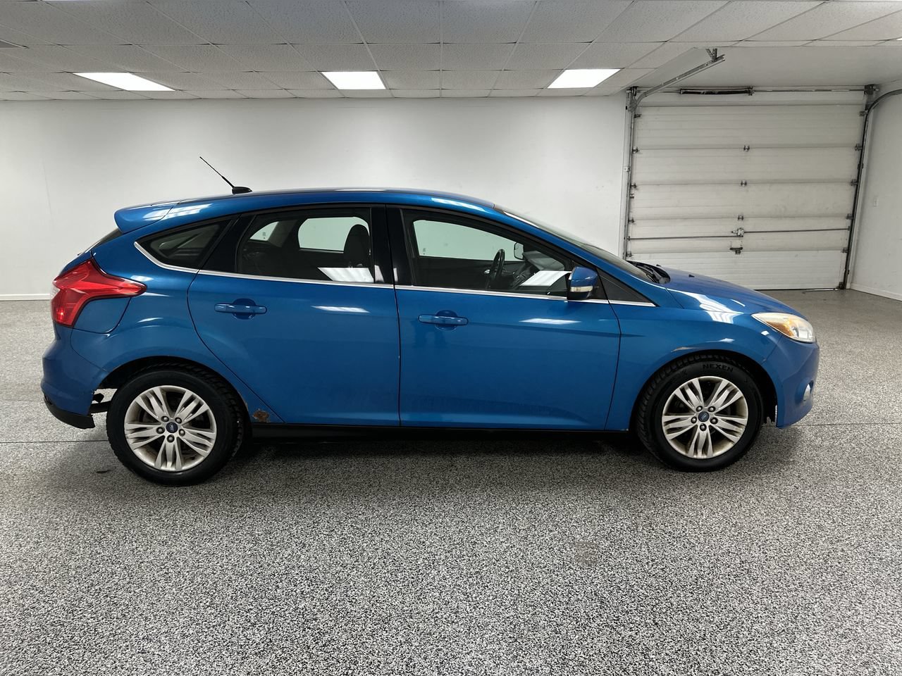 Used 2012 Ford Focus SEL FWD image 9