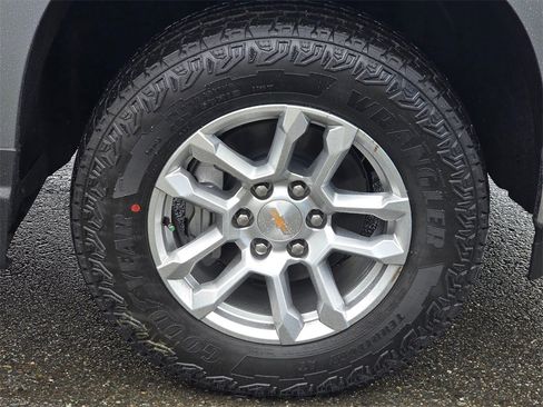 New 2026 Chevrolet Silverado 1500 LT image 7