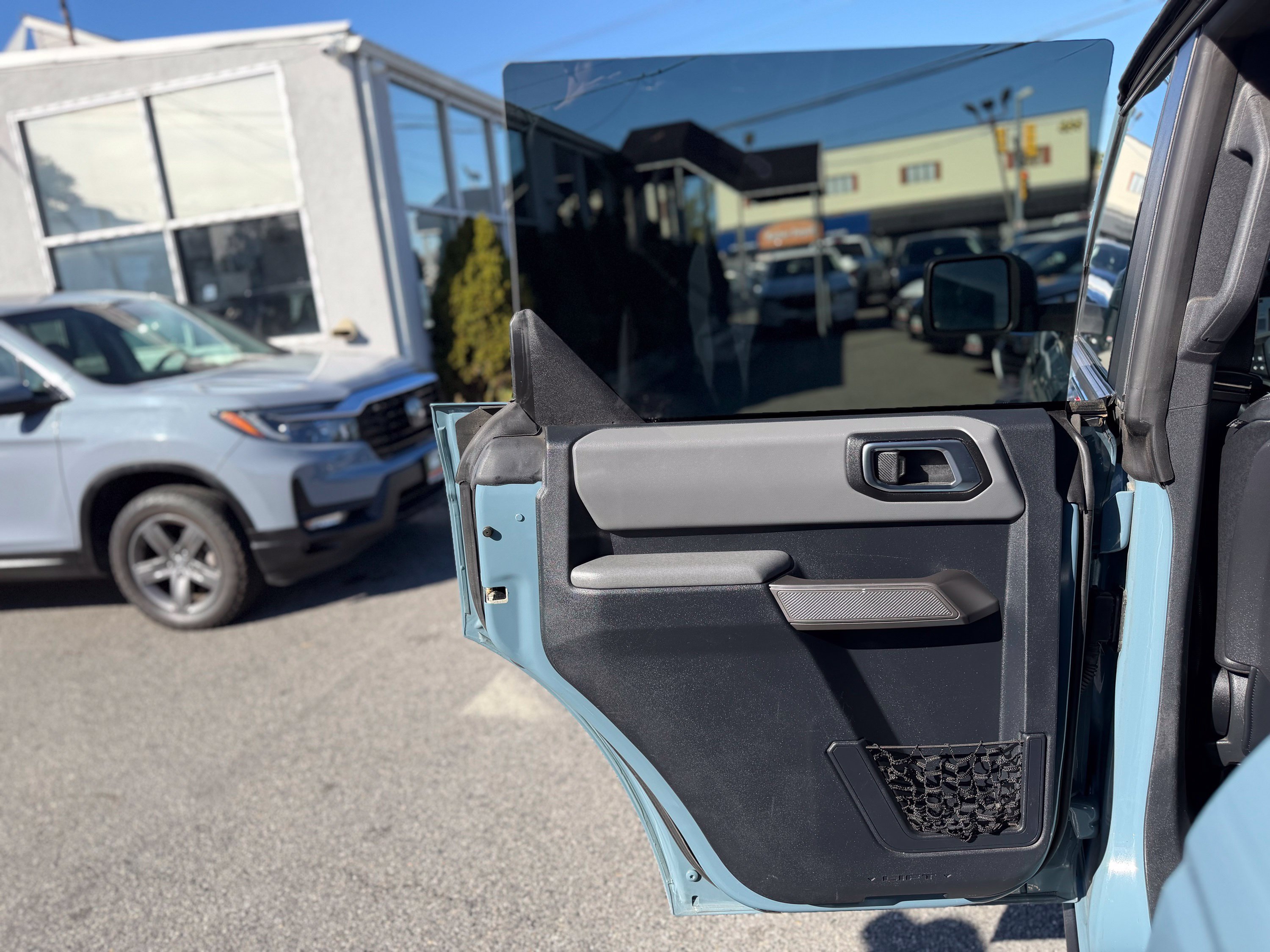 Used 2022 Ford Bronco Black Diamond AWD/4WD image 16