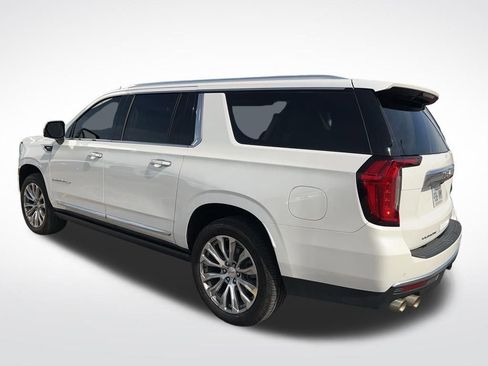 Used 2021 GMC Yukon XL Denali w/ Denali Ultimate Package AWD/4WD image 2