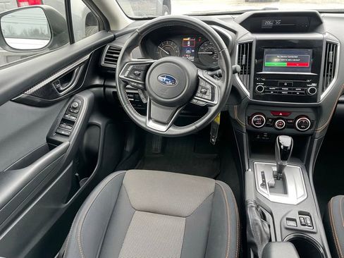 Used 2021 Subaru Crosstrek 2.0i Premium image 8