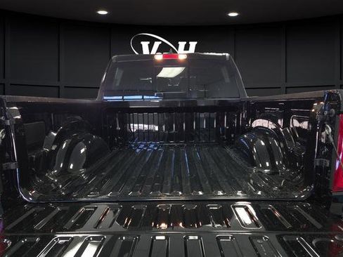 New 2026 RAM 1500 4x4 Crew Cab image 26