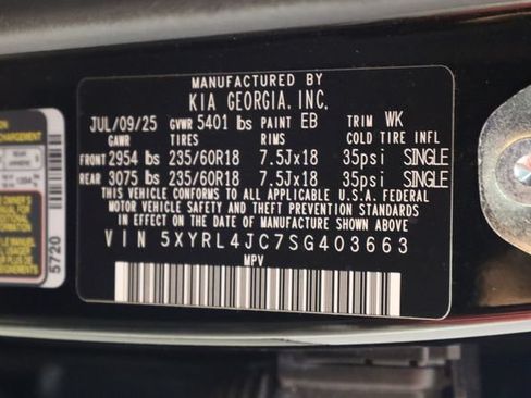 Certified 2025 Kia Sorento S w/ Panoramic Sunroof Package FWD image 40