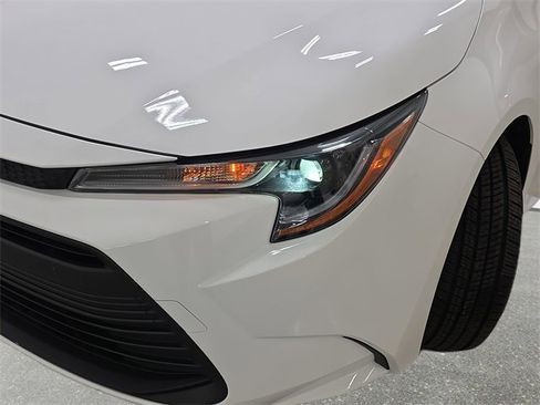Certified 2023 Toyota Corolla LE w/ Carpet Mat Package (TMS) image 27