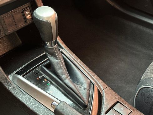 Used 2014 Toyota Corolla S image 21