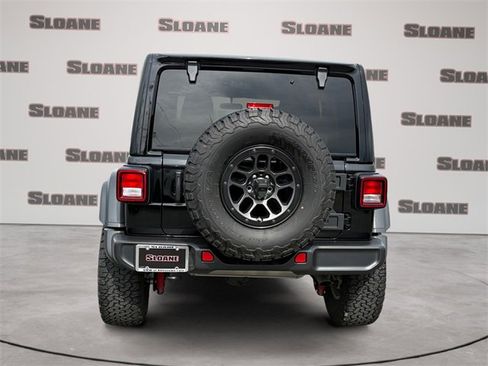 Used 2023 Jeep Wrangler Unlimited Sport image 4