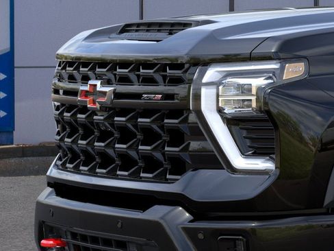 New 2026 Chevrolet Silverado 2500 ZR2 w/ LPO, Dark Essentials Package AWD/4WD image 13