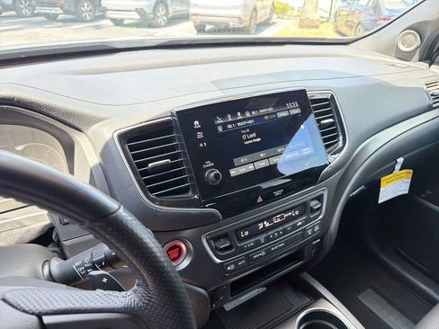 Certified 2023 Honda Passport EX-L image 26