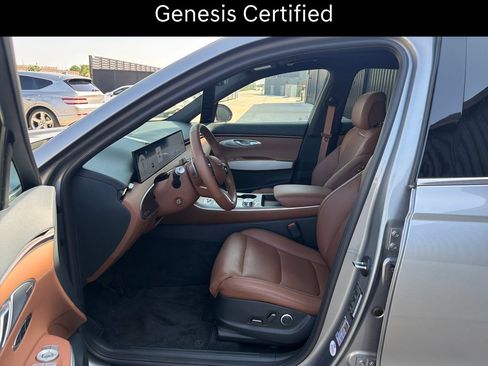 Certified 2026 Genesis GV70 2.5T Advanced AWD/4WD image 8