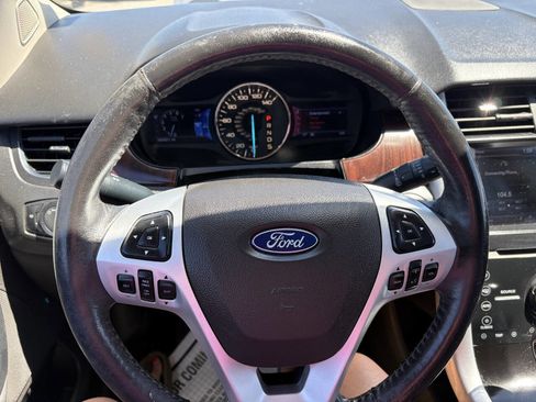 Used 2013 Ford Edge Limited AWD/4WD image 26