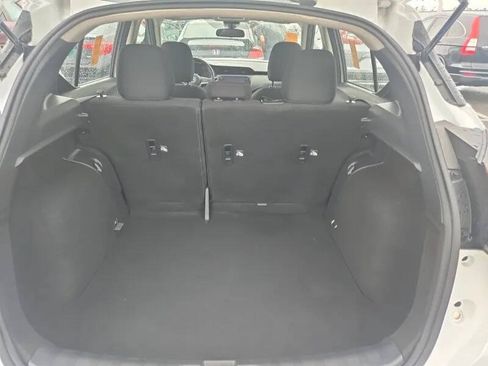 Used 2022 Nissan Kicks SV FWD image 10