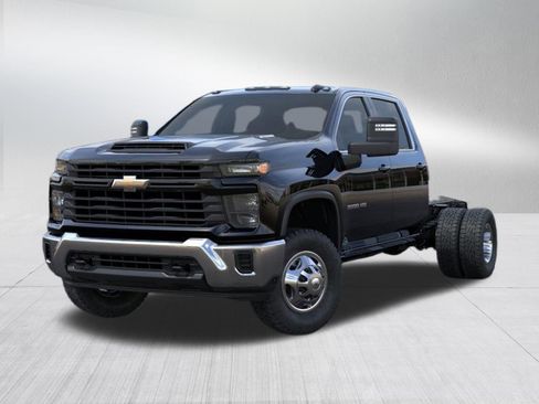 New 2026 Chevrolet Silverado 3500 W/T AWD/4WD image 9