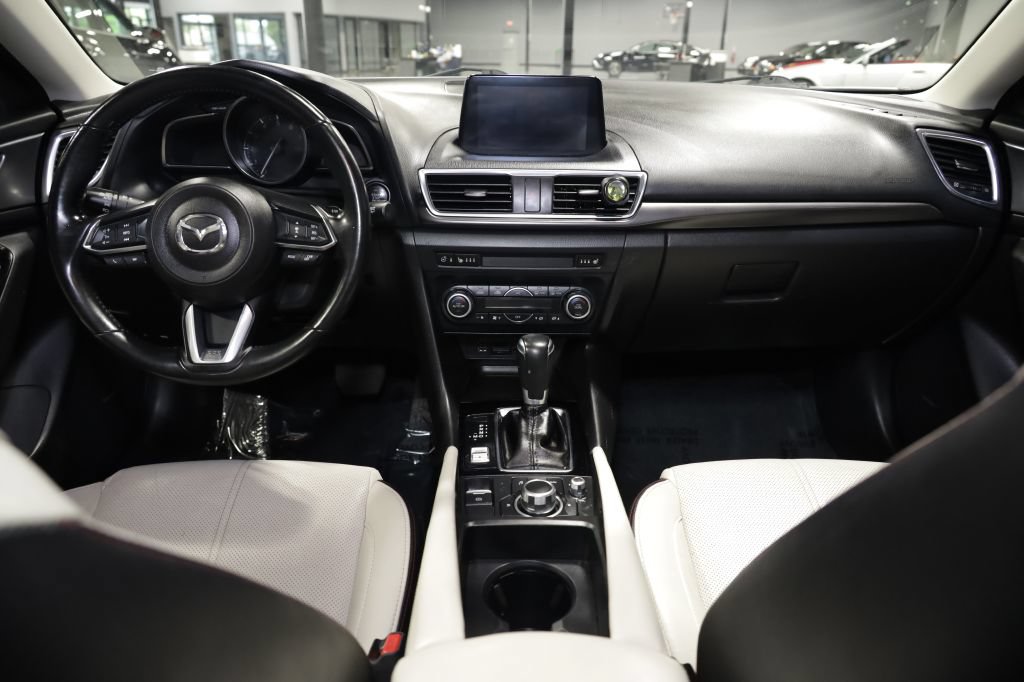 Used 2017 MAZDA MAZDA3 Grand Touring w/ Premium Equipment Package FWD image 22