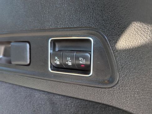 Used 2023 Mercedes-Benz GLS 450 4MATIC image 54