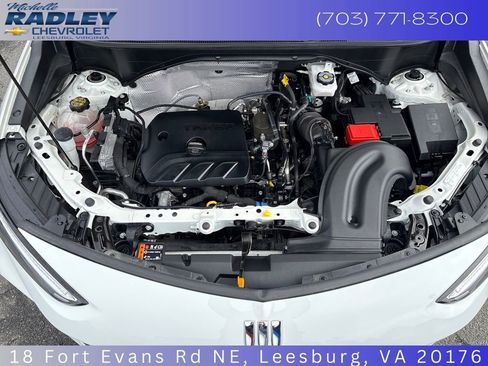 Used 2024 Buick Encore GX Sport Touring image 12