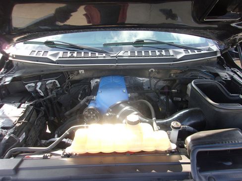 Used 2018 Ford F150 Lariat w/ Equipment Group 502A Luxury AWD/4WD image 23