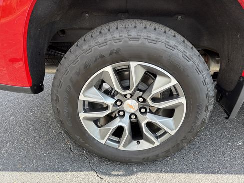 Used 2025 Chevrolet Silverado 1500 LT w/ All Star Edition Plus image 17