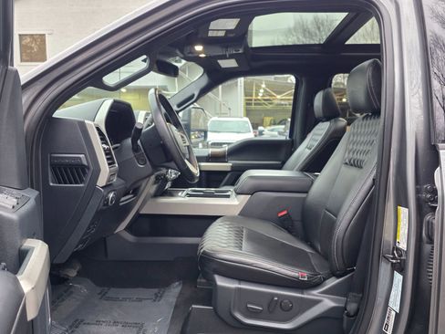 Used 2022 Ford F250 Lariat w/ Tremor Off-Road Package image 12