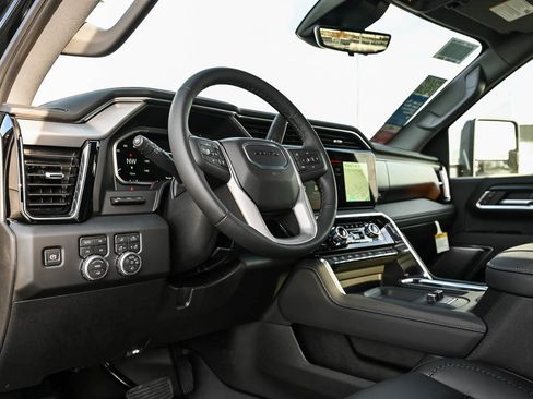 New 2026 GMC Sierra 3500 Denali w/ Denali Reserve Package AWD/4WD image 17
