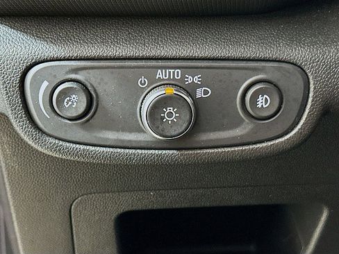 Used 2023 Chevrolet TrailBlazer LT w/ Convenience Package FWD image 10