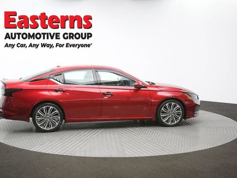 Used 2023 Nissan Altima 2.5 SL FWD image 44