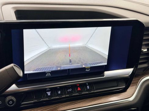 Used 2024 Chevrolet Silverado 3500 LT image 29