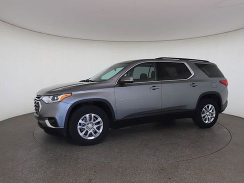 Used 2021 Chevrolet Traverse LT w/ LPO, Floor Liner Package AWD/4WD image 5