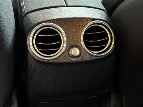 Used 2022 Mercedes-Benz GLC 300 4MATIC image 14