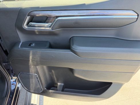 Used 2024 Chevrolet Silverado 1500 LTZ w/ Technology Package image 24