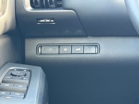 New 2026 Nissan Pathfinder SV image 33