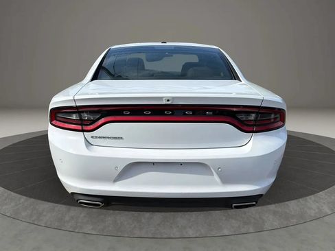 Used 2022 Dodge Charger SXT RWD image 6