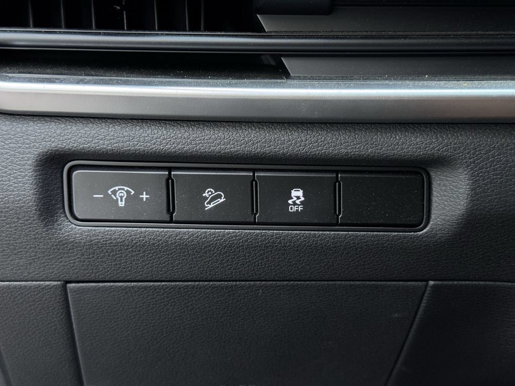 Used 2024 Kia Telluride S FWD image 23