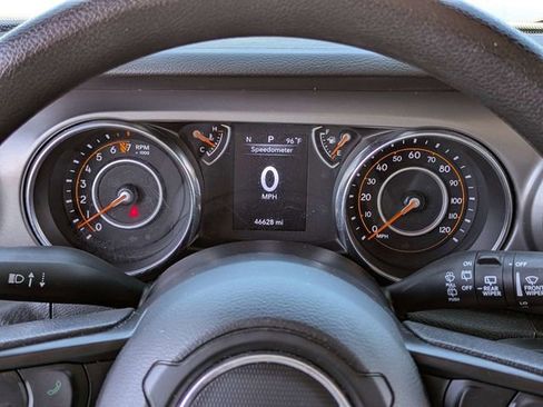 Used 2022 Jeep Wrangler Sport AWD/4WD image 25