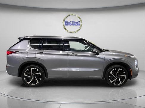 Used 2022 Mitsubishi Outlander SEL image 6