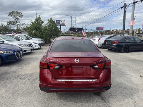 Used 2021 Nissan Altima 2.5 SV FWD image 6
