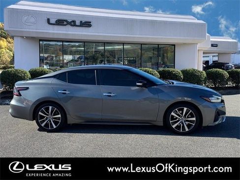 Used 2020 Nissan Maxima 3.5 SV w/ Floor Mat Group image 6