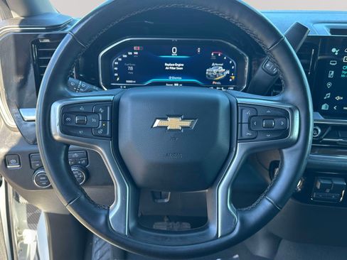 Used 2024 Chevrolet Silverado 2500 LT w/ Convenience Package image 14