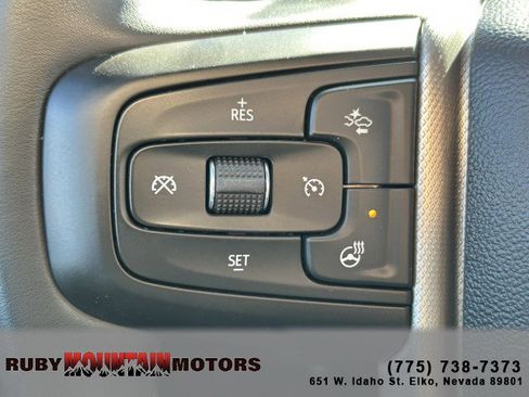 Used 2023 GMC Yukon Denali image 14