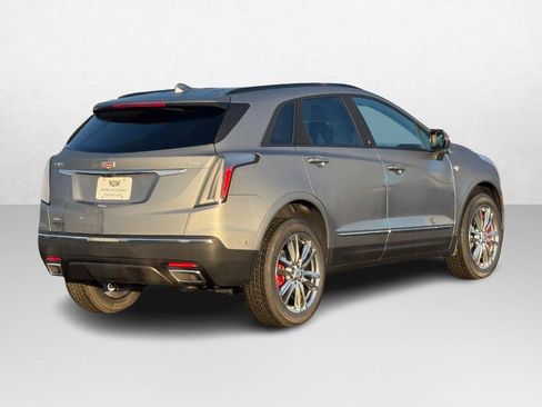 New 2026 Cadillac XT5 Sportv image 3