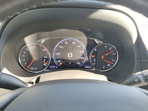 Used 2024 GMC Terrain Denali w/ Denali Premium Package AWD/4WD image 5