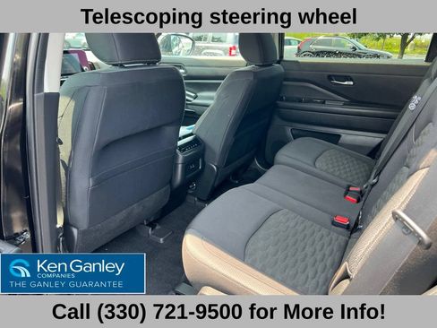 Used 2022 Nissan Pathfinder SV AWD/4WD image 48