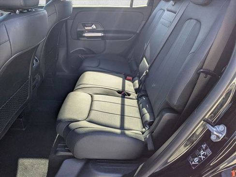 Certified 2022 Mercedes-Benz GLB 250 image 17