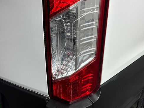 Used 2023 Ford Transit 350 XLT image 29