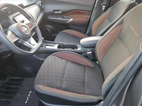 Used 2024 Nissan Kicks SR FWD image 15