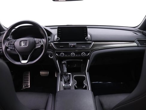 Used 2019 Honda Accord Sport image 5